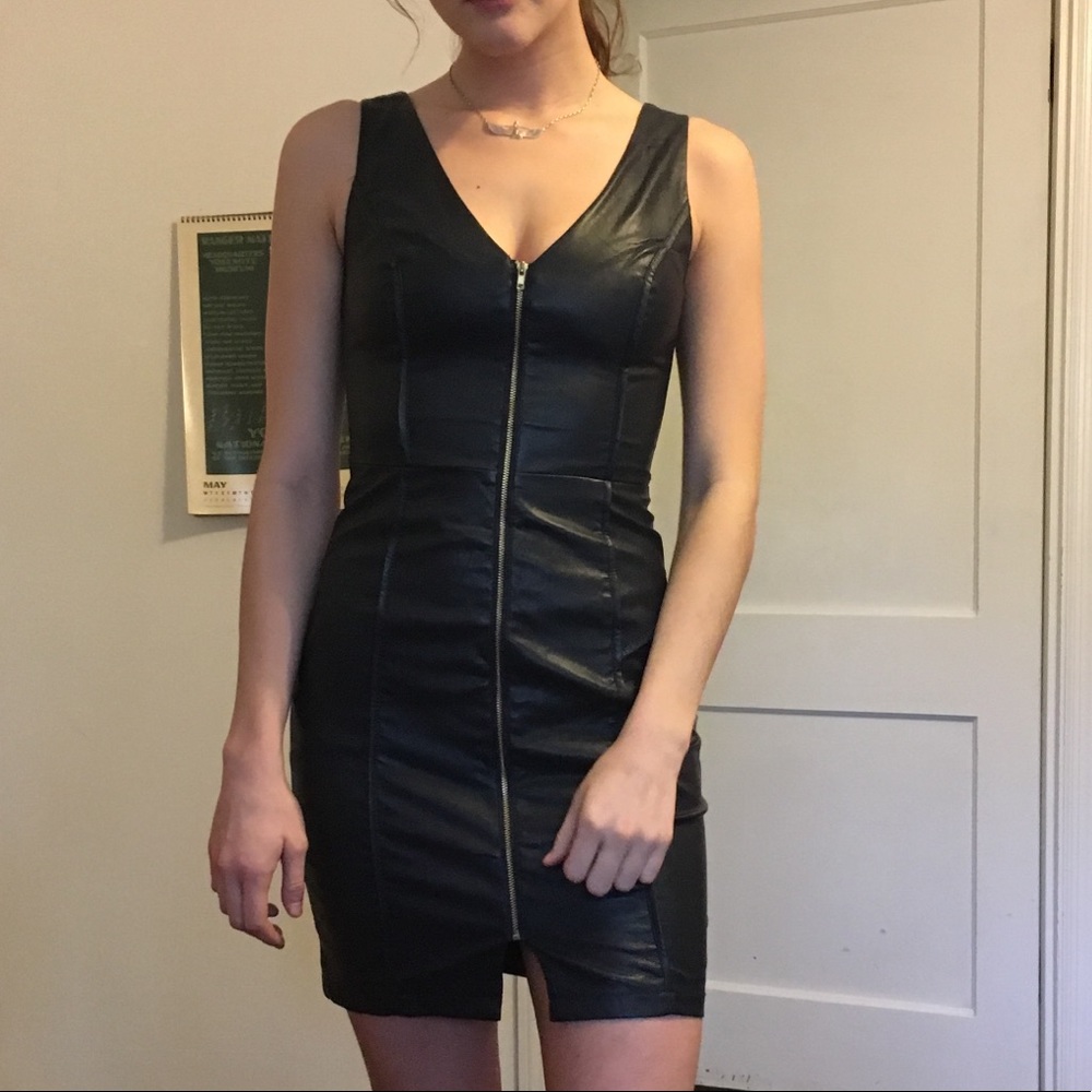 FRONT ZIP FAUX LEATHER OPEN BACK BODY CON DRESS